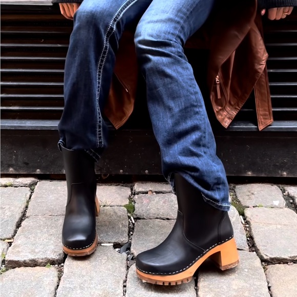 Free People Swedish Hasbeens NWT Plain Boot Pull On Black Best seller LOVE 🌈❤️ - Picture 6 of 13